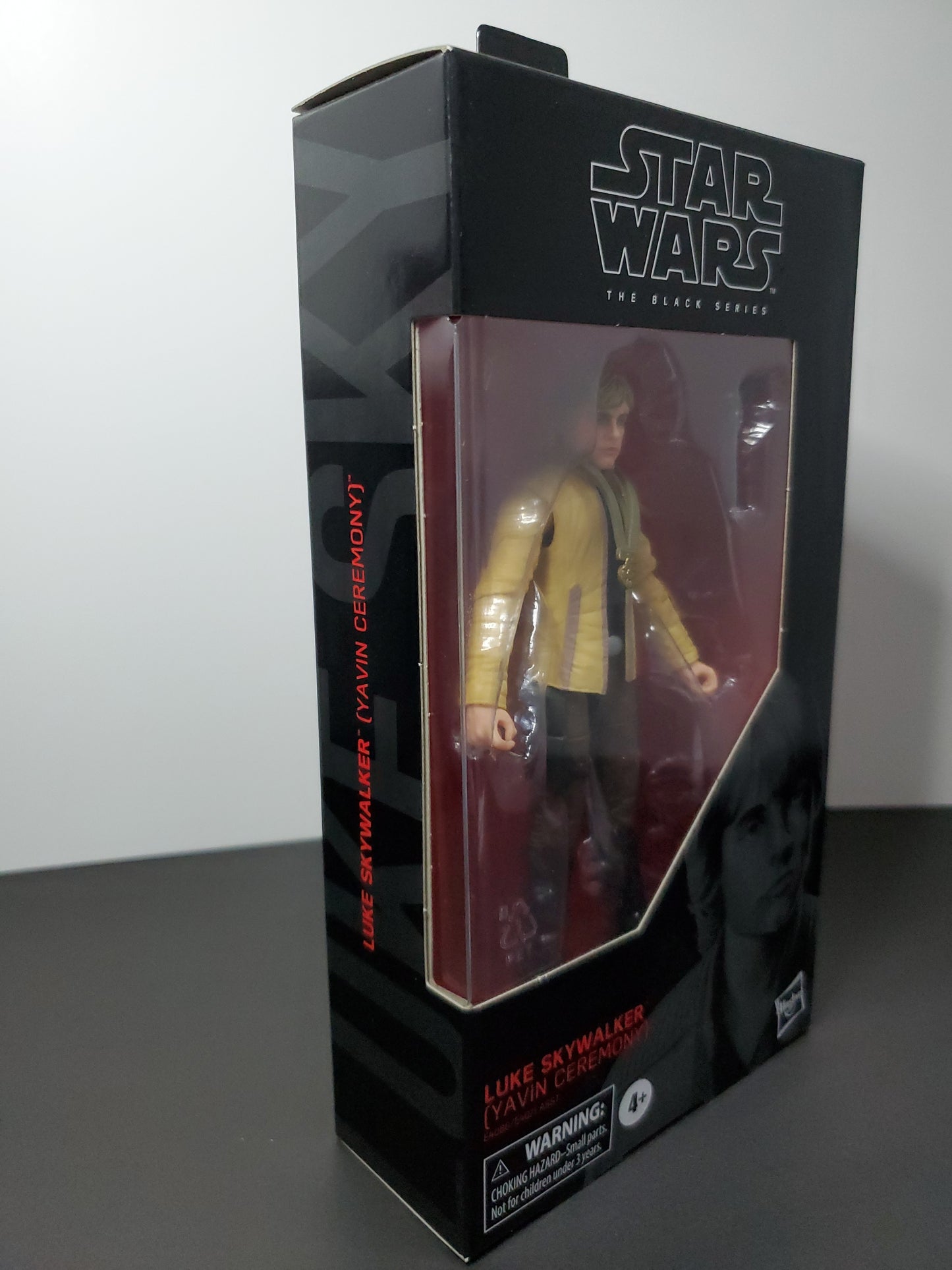 STAR WARS BLACK SERIES LUKE SKYWALKER (YAVIN CEREMONY) 100 6" Action Figure