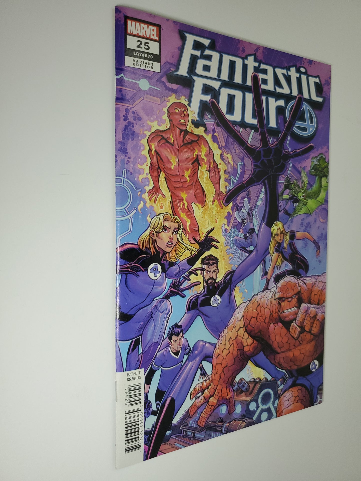 Marvel Fantastic Four Vol 6 #25 Bradshaw Variant LGY#670