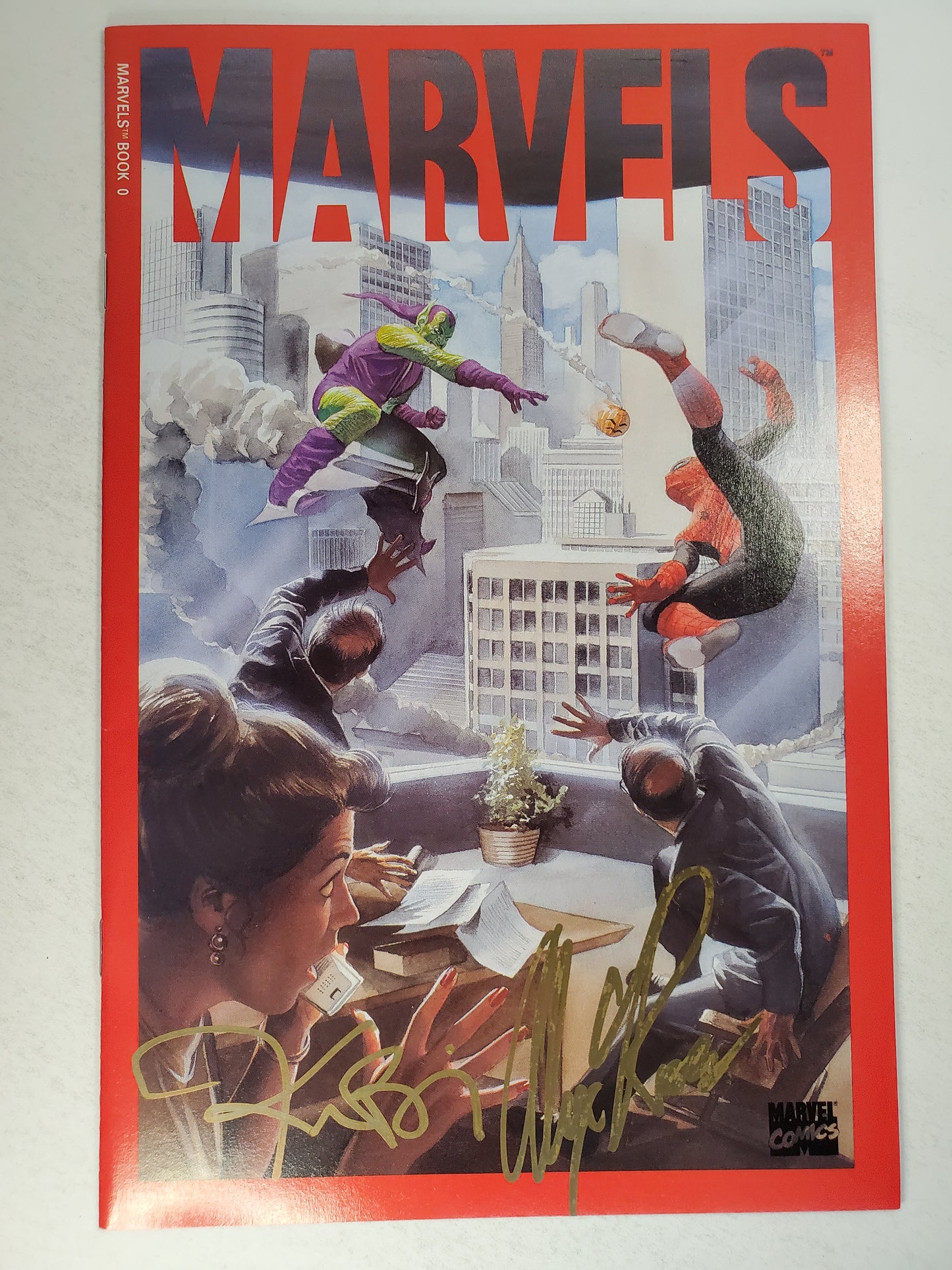Marvels Vol 1 #0 Limited Series DE SIGNED