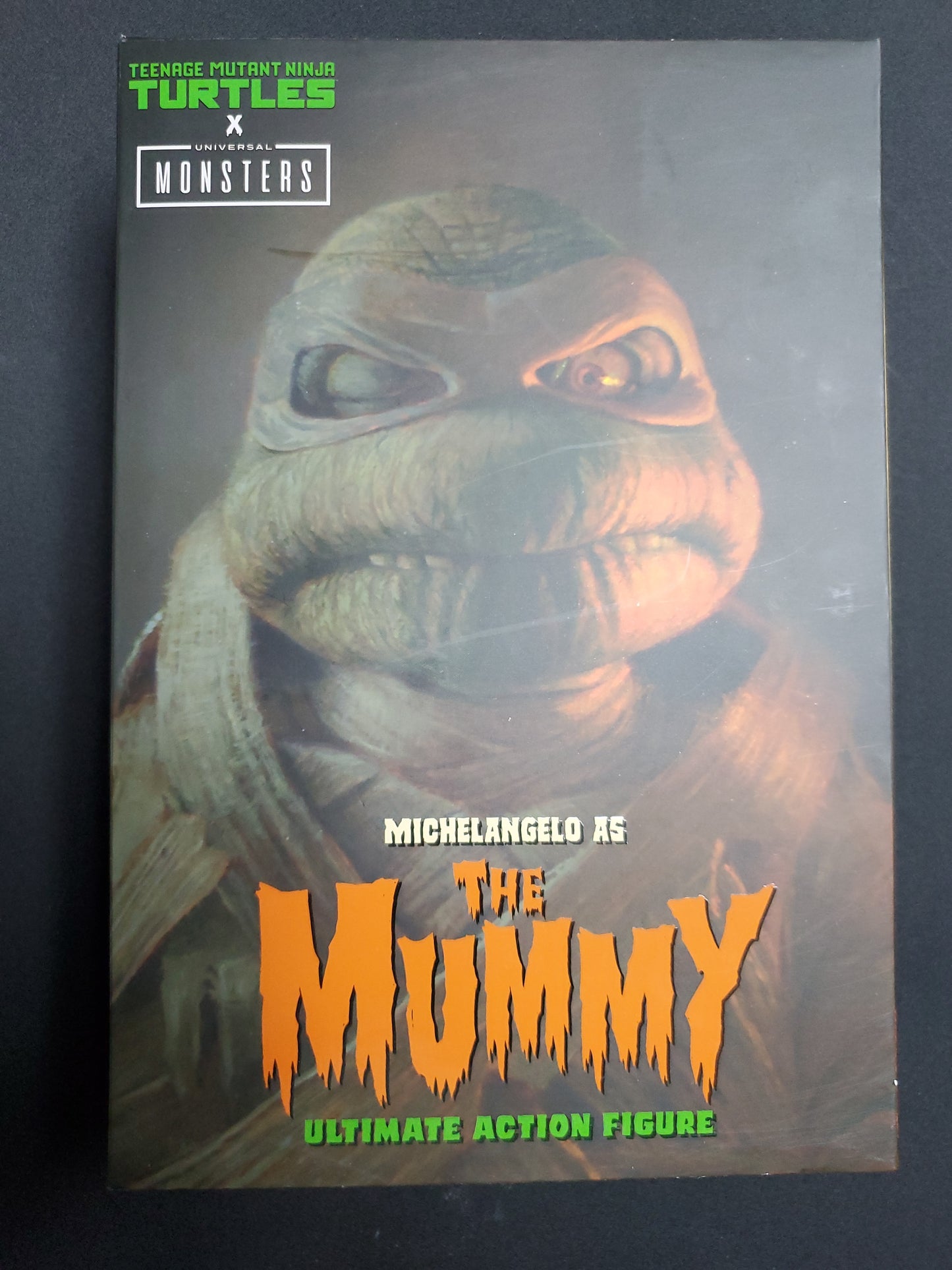 Teenage Mutant Ninja Turtles (TMNT) vs Universal Monsters Michelangelo Ult Action Figure